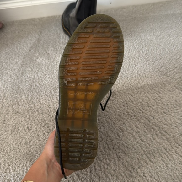 DR. Martens - Black Shiney Leather Size 7 US - Picture 5 of 6